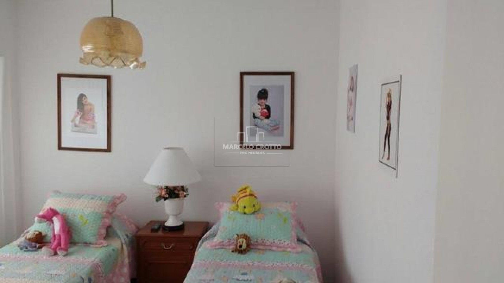 DEPARTAMENTO 4 Ambientes con  terraza y parrilla 