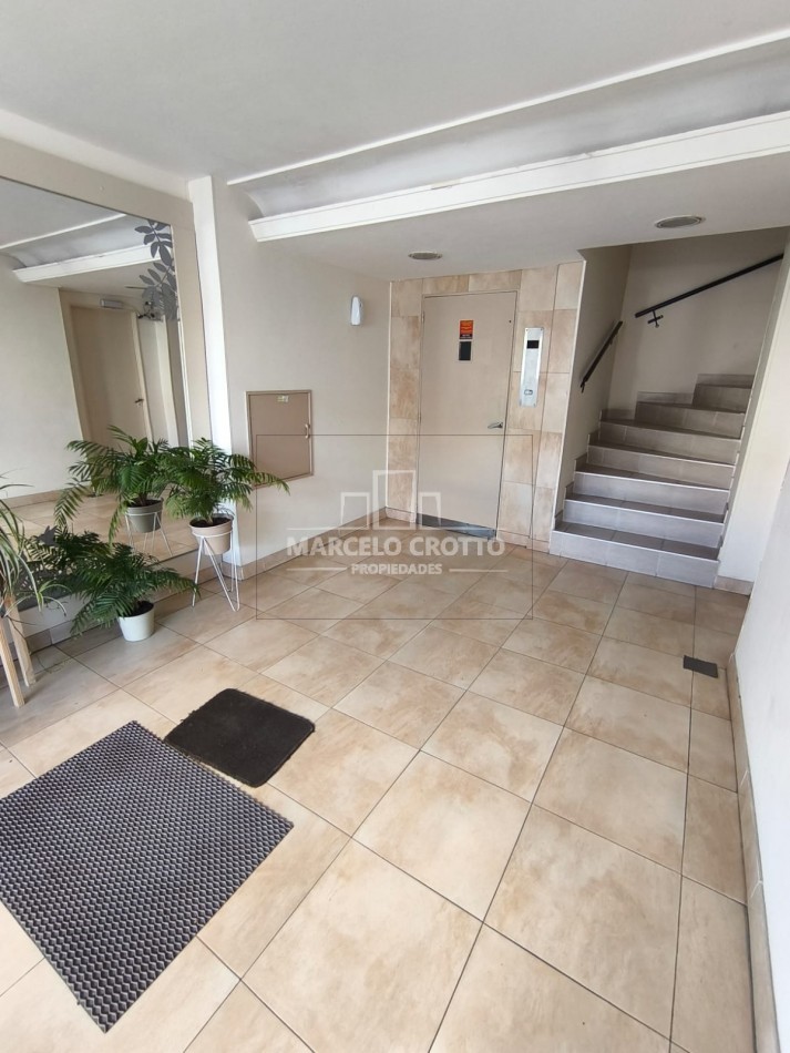 VENTA DEPARTAMENTO 1 AMBIENTE A LA CALLE ZONA COLON Y JUJUY MAR DEL PLATA