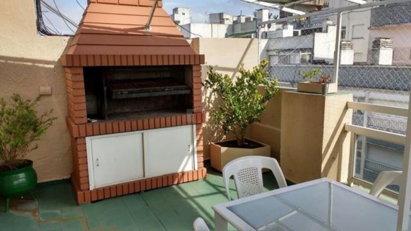 DEPARTAMENTO 4 Ambientes con cochera terraza y parrilla 