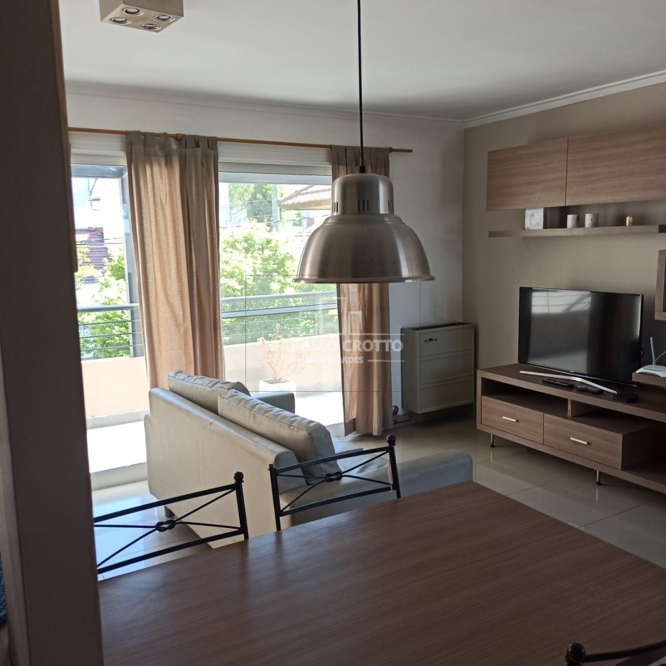 PH 3 AMBIENTES CON TERRAZA PATIO Y PARRILLA INDEPENDIENTE PRIMER PISO SIN EXPENSAS BARRIO SAN JUAN MAR DEL PLATA