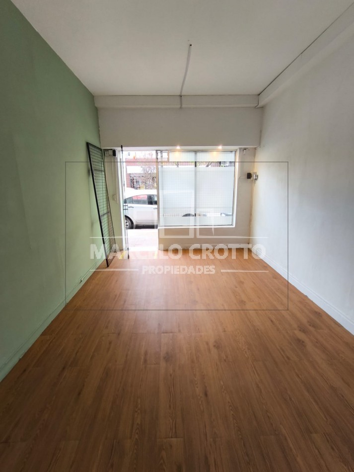 ALQUILER LOCAL COMERCIAL ZONA SAN JUAN Y RIVADAVIA