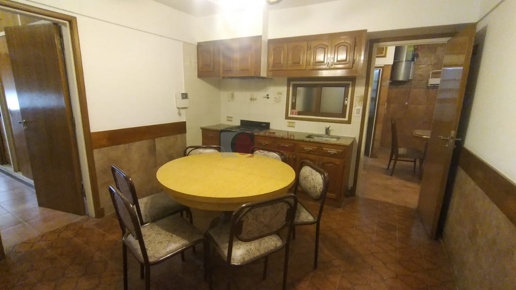 VENTA PH 4 AMBIENTES 3 BAÑOS PLANTA BAJA CON GARAGE Y QUINCHO A UNA CUADRA DE JUAN B. JUSTO