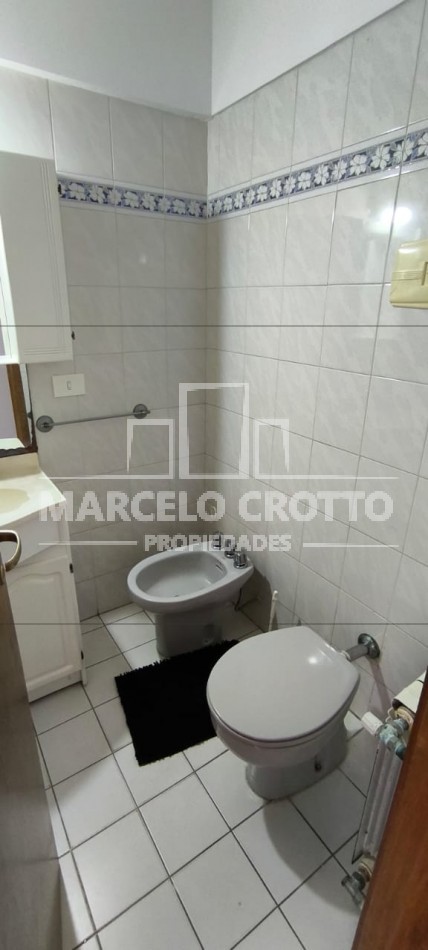 ALQUILER VIVIENDA DEPARTAMENTO 3 AMBIENTES AMPLIO AL FRENTE ZONA LA PERLA INDEPENDENCIA Y BALCARCE