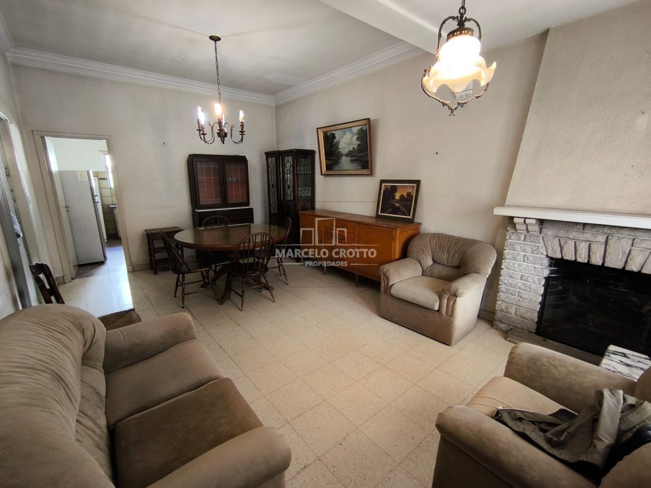 VENTA CHALET 3 AMBIENTES PARQUE GARAGE ALTILLO BARRIO CHAUVIN