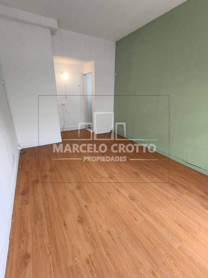 ALQUILER LOCAL COMERCIAL ZONA SAN JUAN Y RIVADAVIA