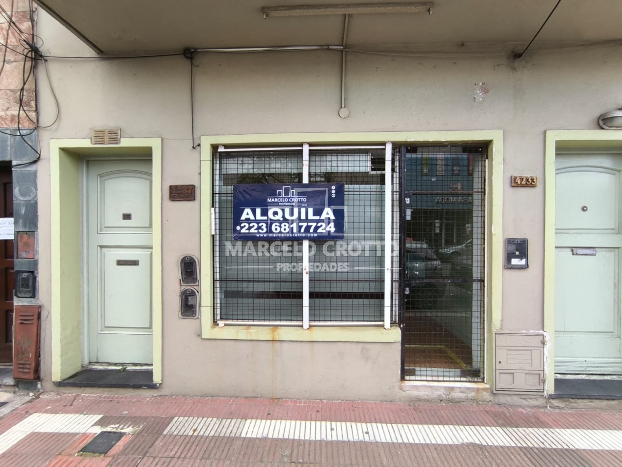 ALQUILER LOCAL COMERCIAL ZONA SAN JUAN Y RIVADAVIA