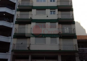 DEPARTAMENTO 1 Ambiente a la calle 